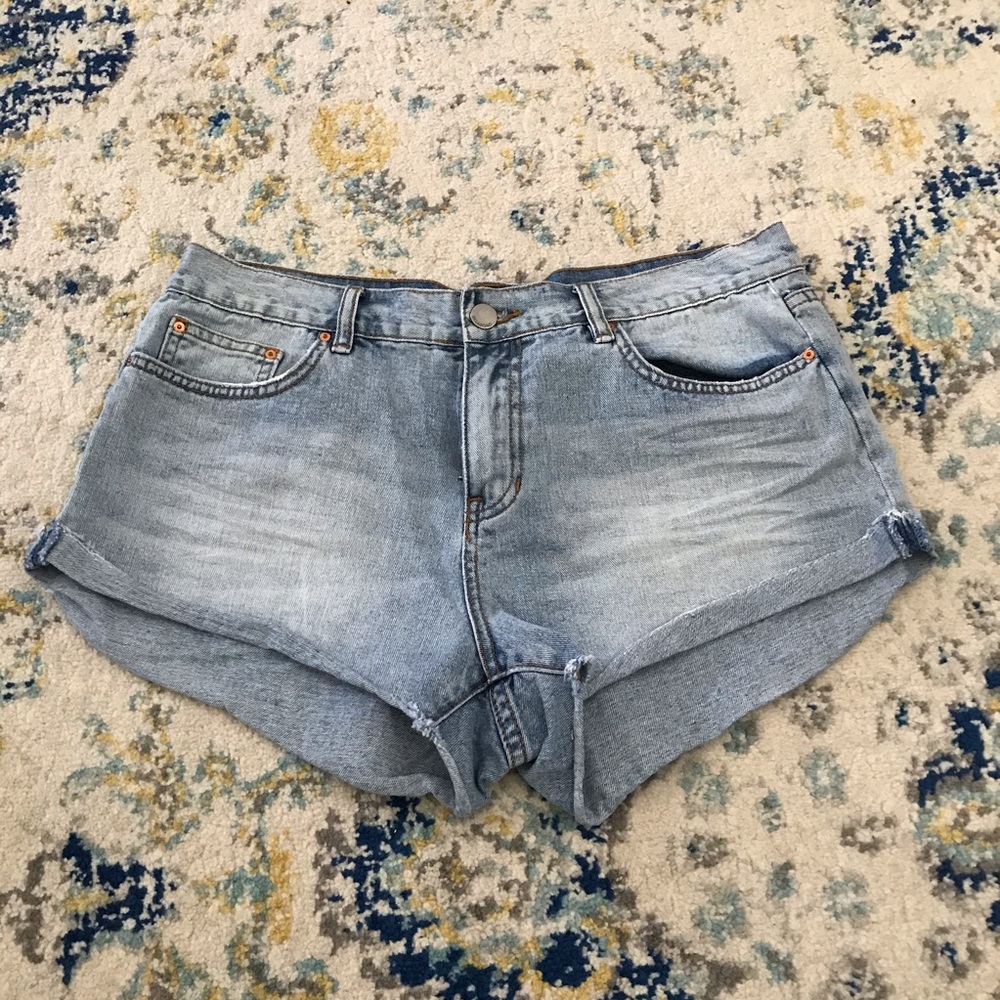 Billabong light jean shorts